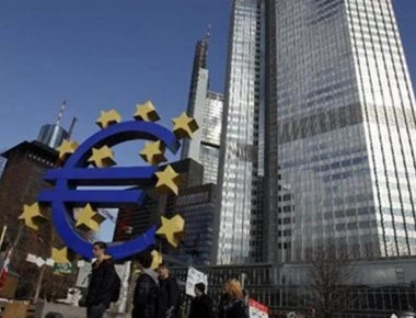 ΕΚΤ: Δεύτερες σκέψεις για χορήγηση φθηνών πολυετών δανείων σε τράπεζες